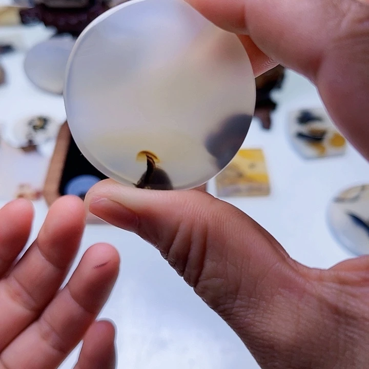 【闪购商品】玛瑙/玉髓未镶嵌珠宝半成品