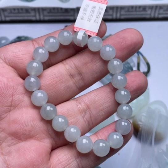 翡翠手串未镶嵌霍手串