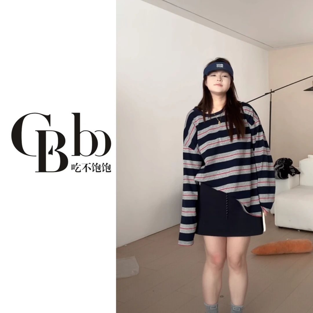 【吃不饱饱】大码 miu系模范生 学院风条纹减龄圆领长袖T恤0264