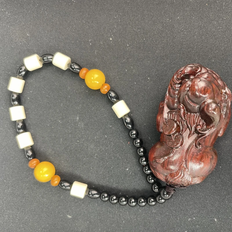 XY021小叶紫檀把件无礼盒