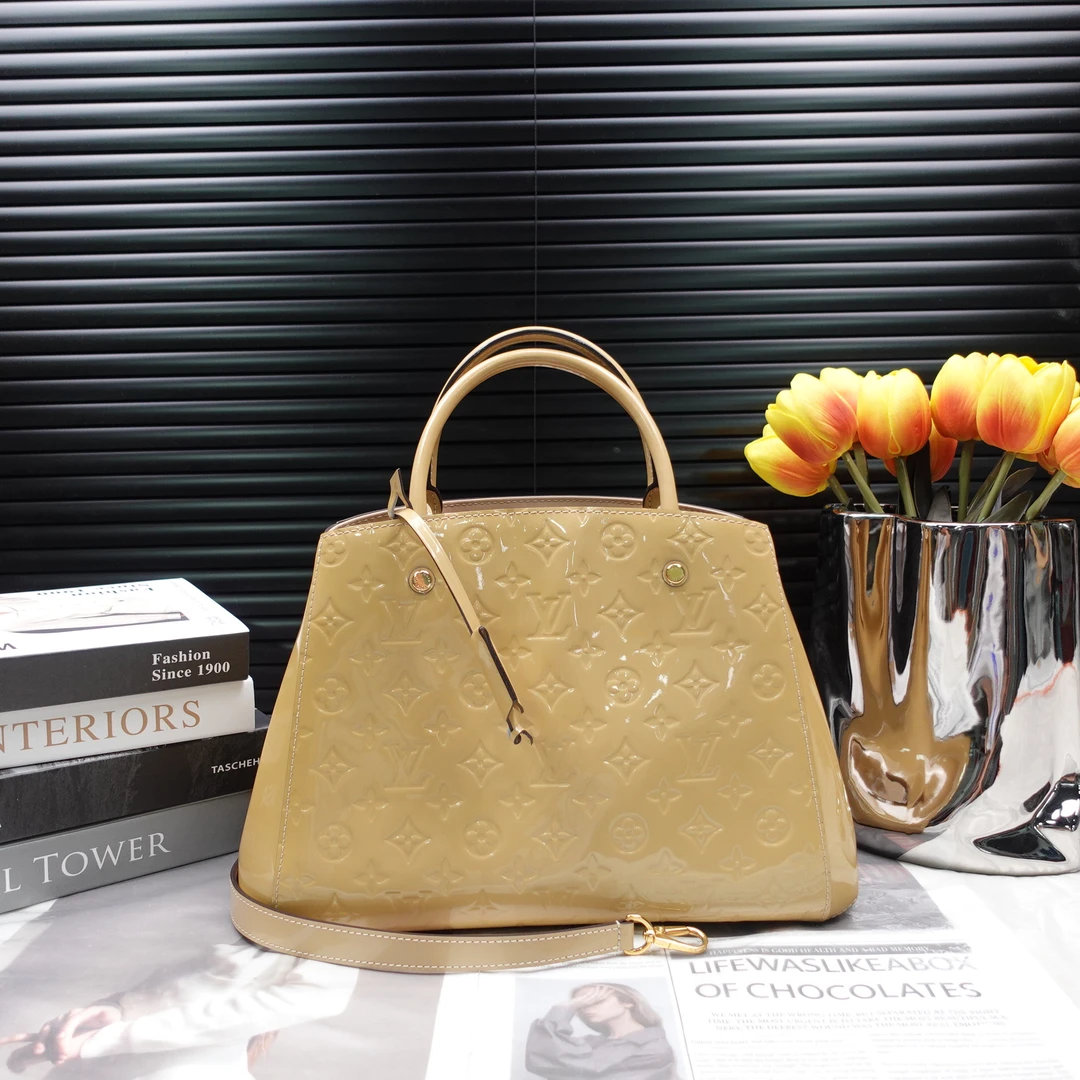 95新 LouisVuitton/路易威登 单肩包/T20238238