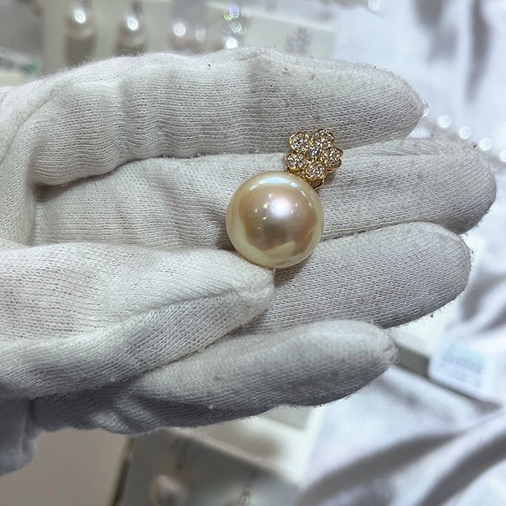 海水珍珠吊坠(不含链)18K金镶嵌15.7mm