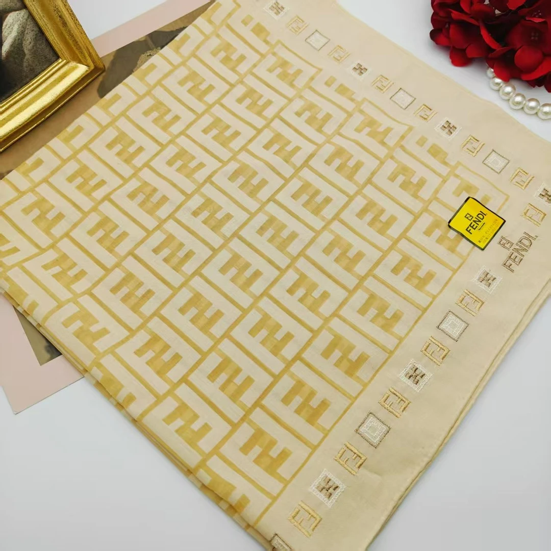 99新 FENDI/芬迪 海囤/芬迪/丝巾/yy07438