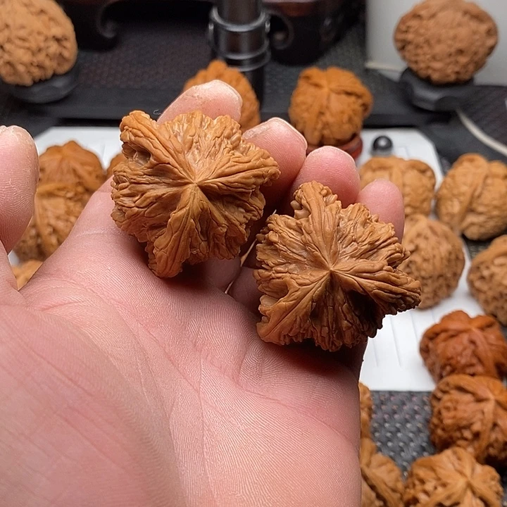 ****有核桃手串/手链拼接虎头7