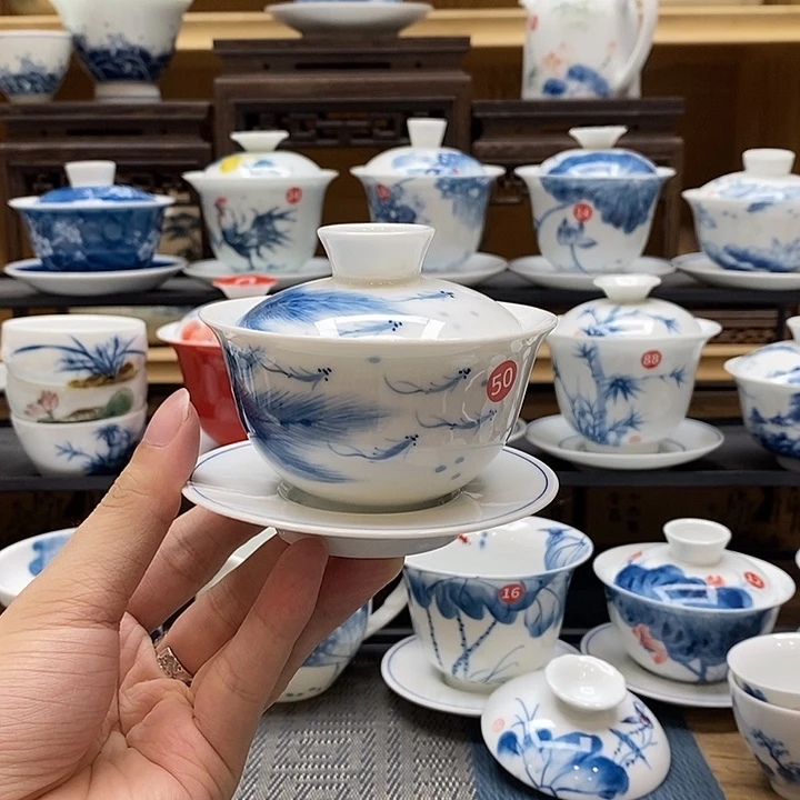 手绘孔雀翎小鱼130盖碗釉下彩高温瓷微瑕福利款