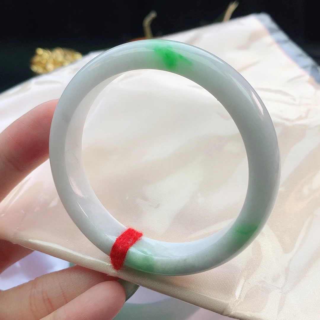 翡翠手镯未镶嵌54圈口050042