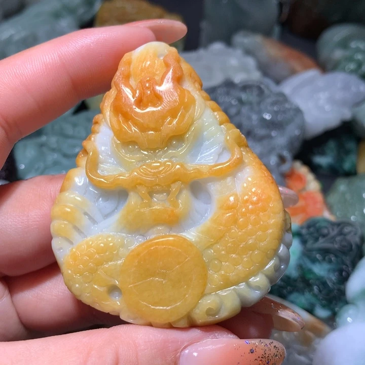 翡翠未镶嵌颈饰保真天然A货翡翠