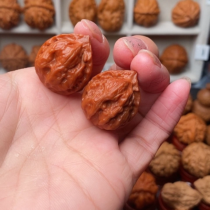 文玩核桃吊坠蛤蟆