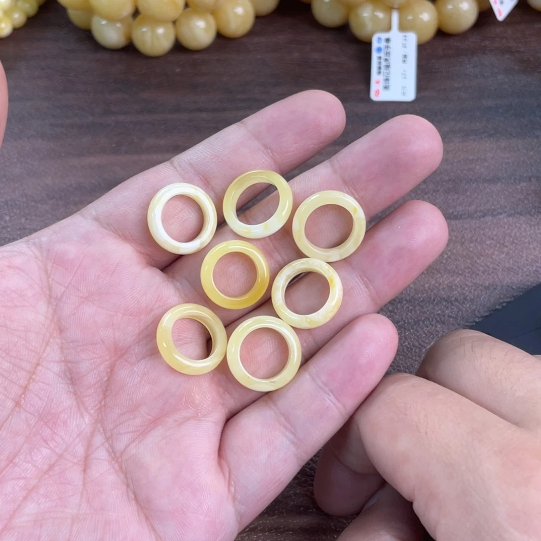 未镶嵌琥珀裸石001多样性发其一
