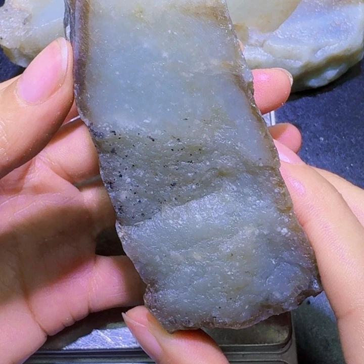 和田玉未镶嵌珠宝半成品