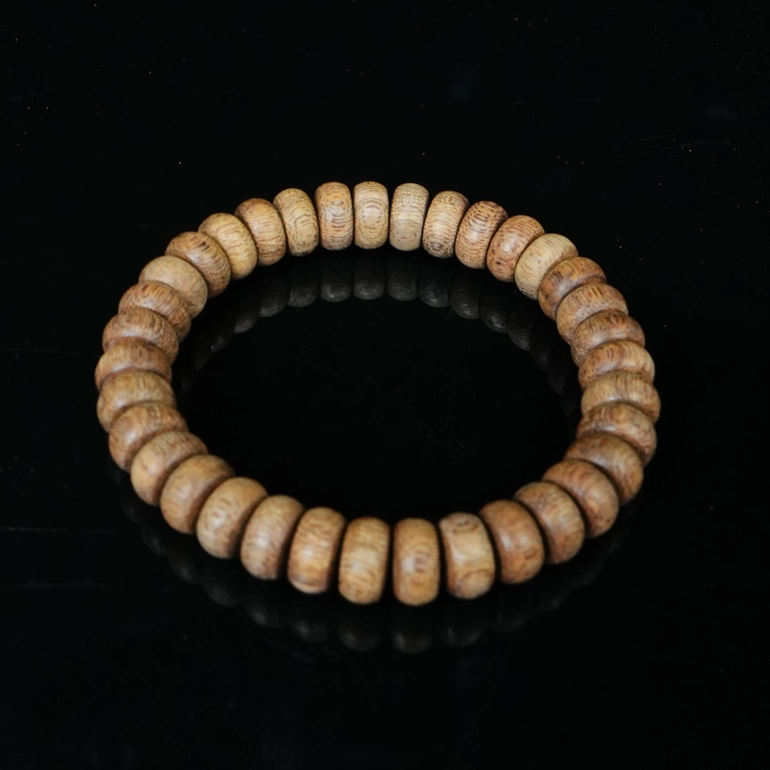 6312 莱特岛沉香软油平安扣手串 1.1x0.6cm 9.56g