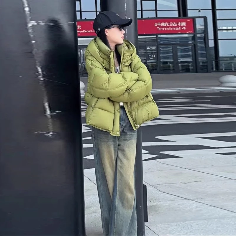 泡芙龟背绿色短款羽绒服女2024冬季新款90白鸭绒连帽面包服外套