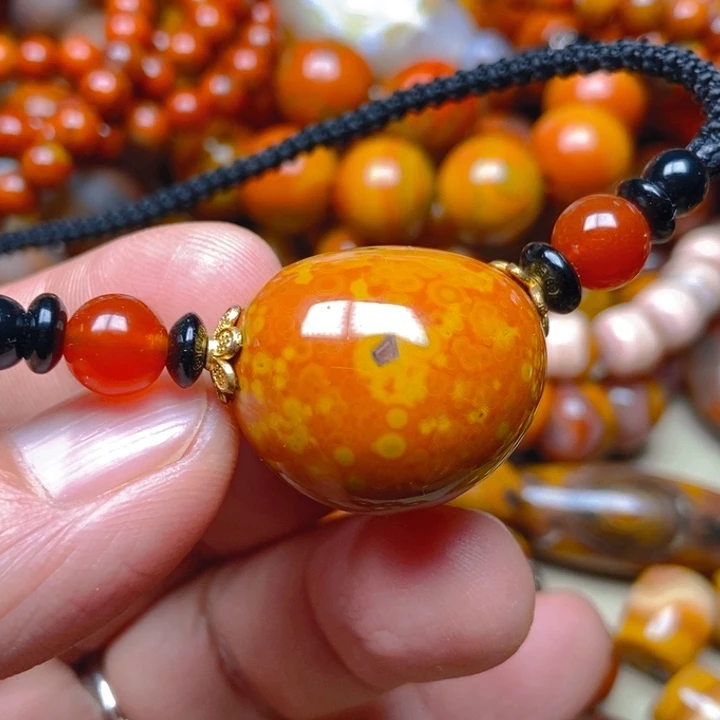 玛瑙/玉髓未镶嵌吊坠