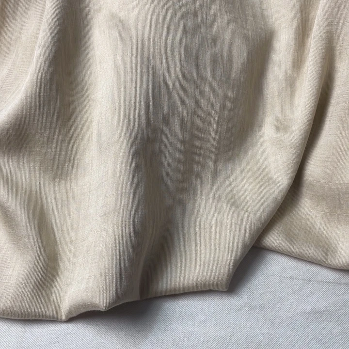 杏色苎麻2米。