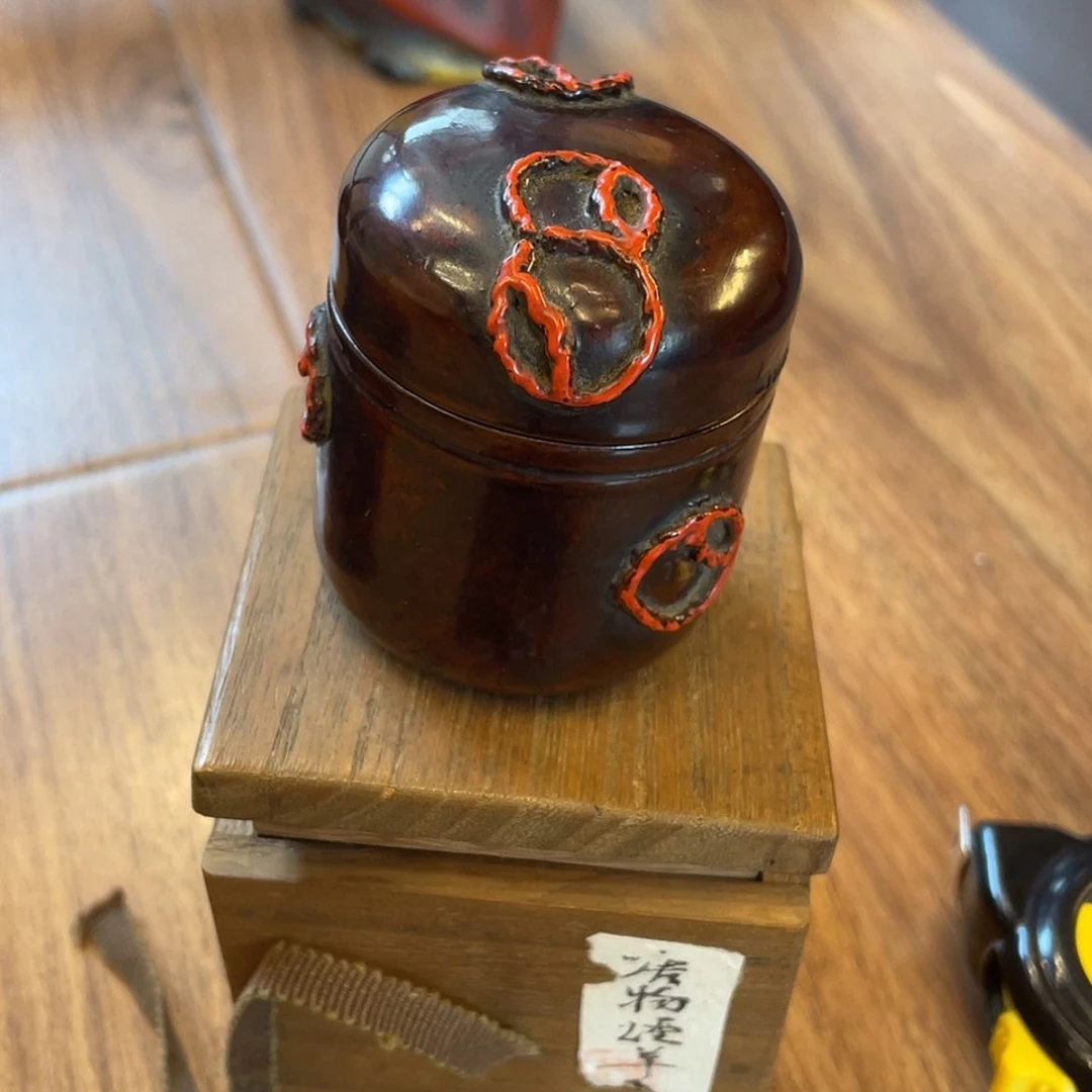 【闪购商品】萬*-微瑕_ 回流物品，不是全新