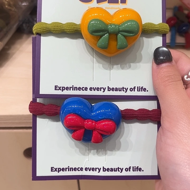 布艺非金属爱心头绳