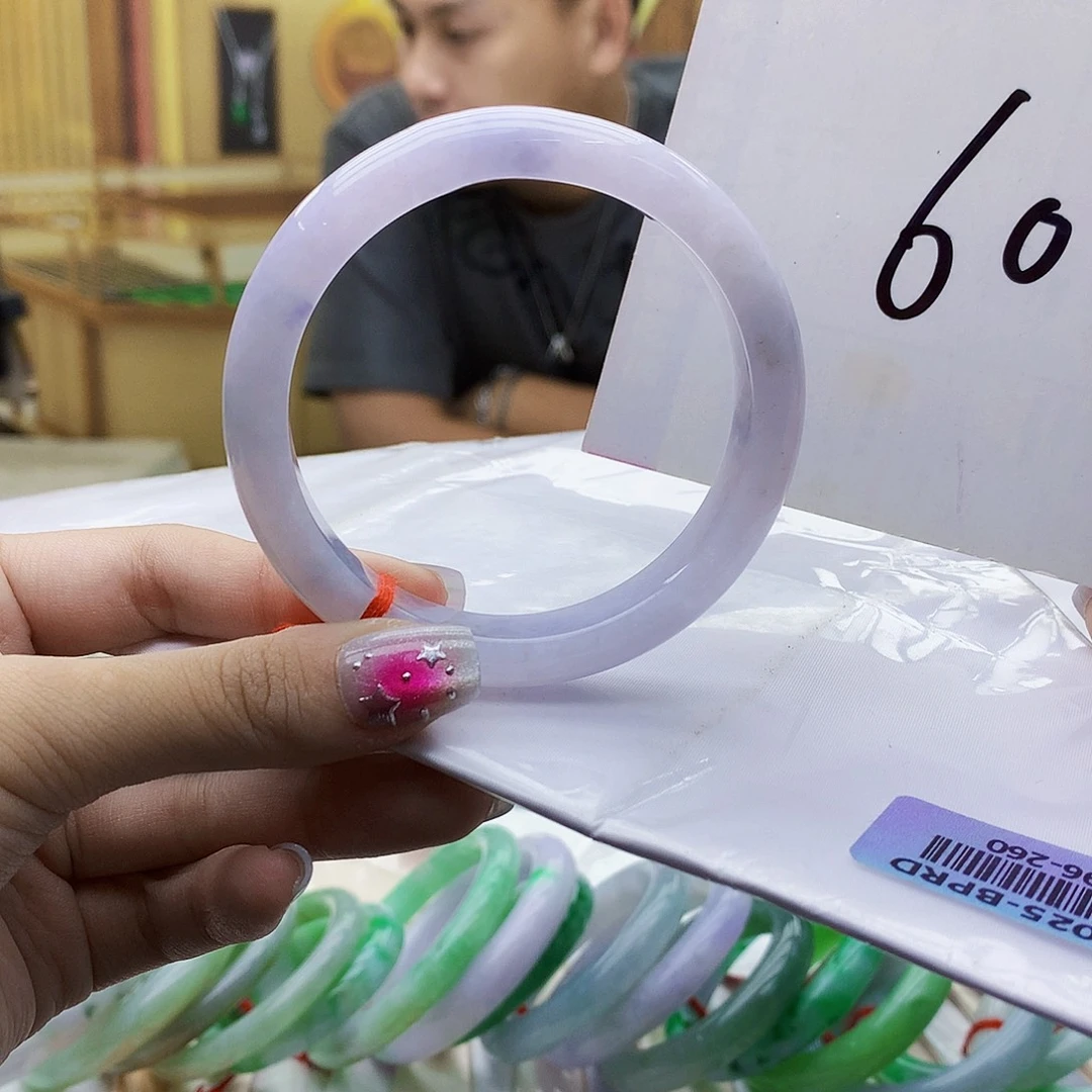 翡翠未镶嵌手镯jjnm