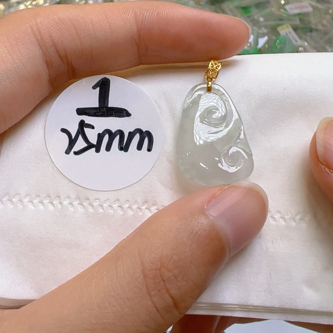 吊坠(不含链)18K金镶嵌翡翠