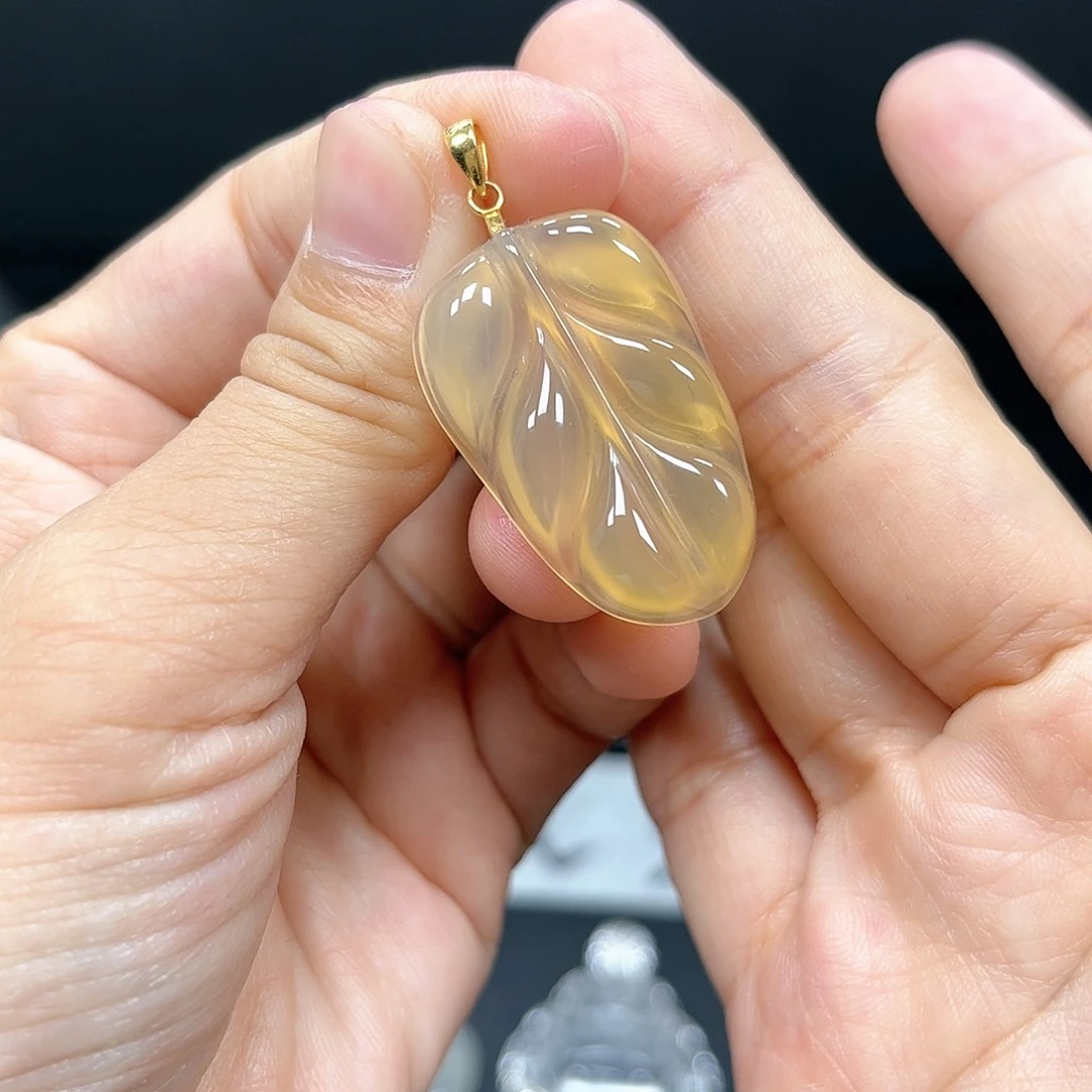 玛瑙/玉髓颈饰未镶嵌