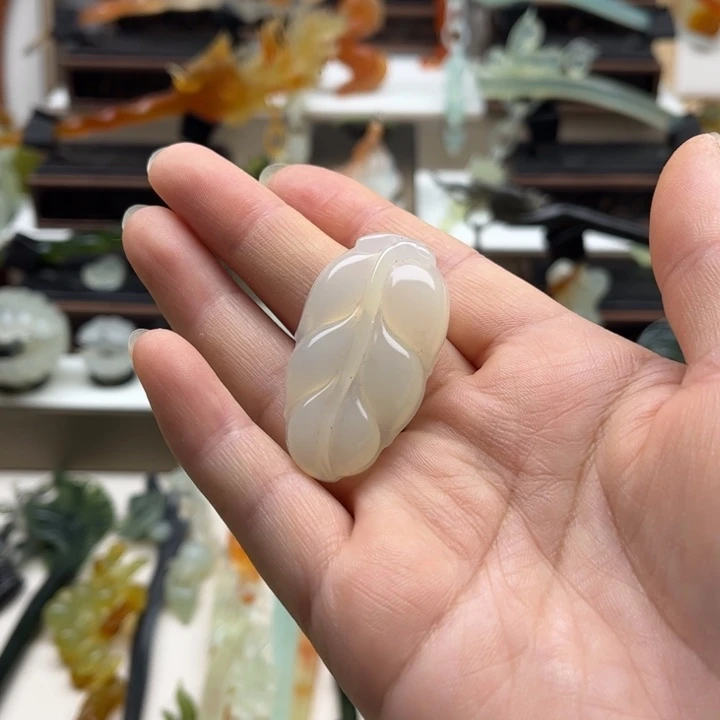 蛇纹石玉未镶嵌岫玉发簪