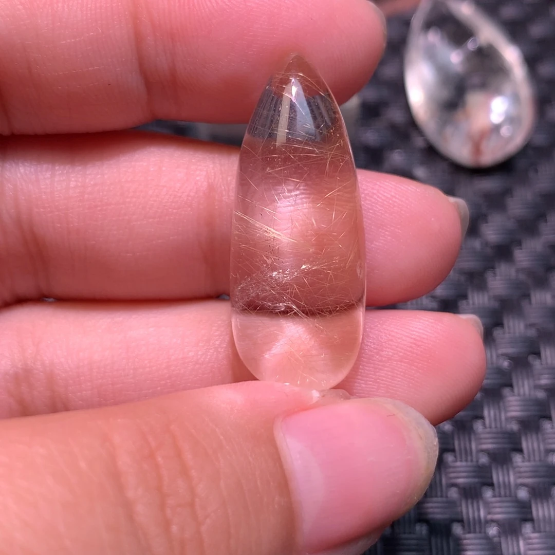 东***仔吊坠(不含链)未镶嵌水晶