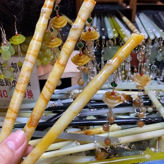 蛇纹石玉未镶嵌发簪