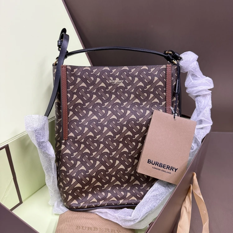 95新 BURBERRY/博柏利 /KIKI/单肩包/16531021