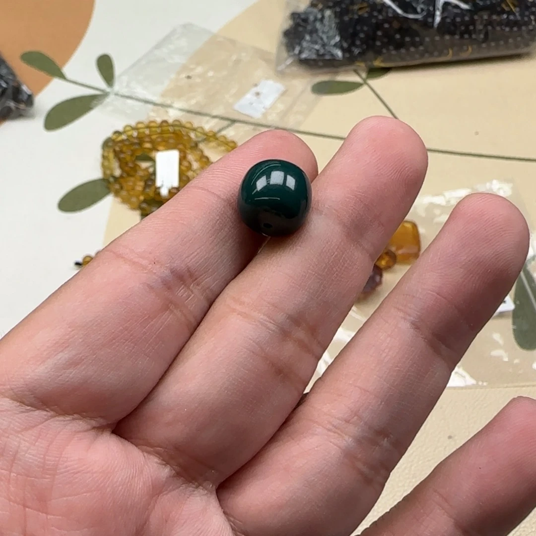 白玉菩提吊坠绿色0795