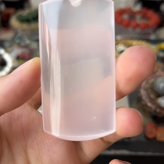 水晶颈饰未镶嵌矿坑