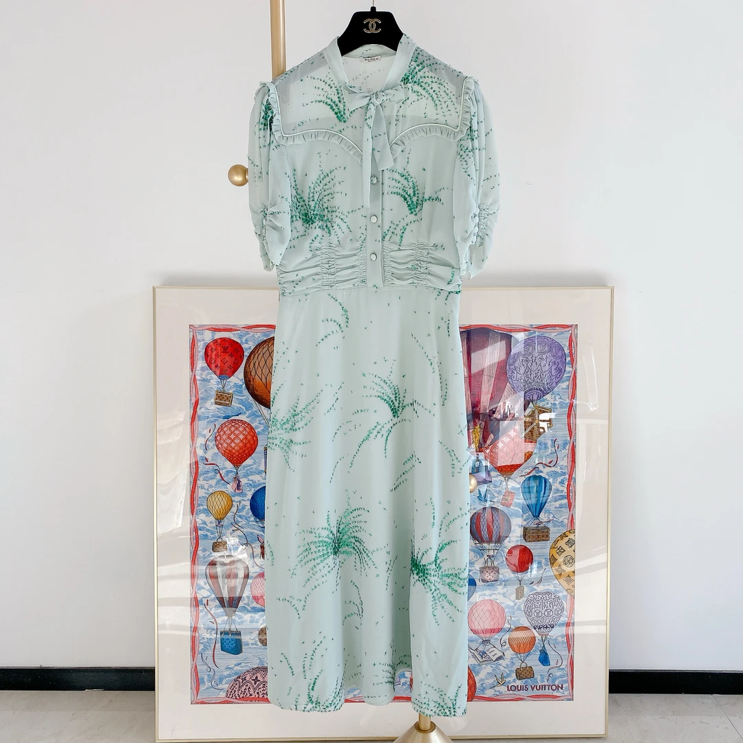 95新 MIU MIU/缪缪 【miumiu】#缪缪 绿色新中式复古国风连衣裙