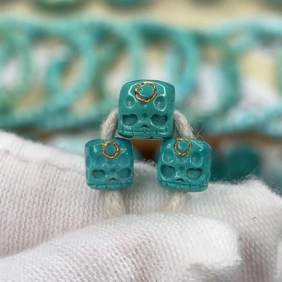 绿松石未镶嵌挂件