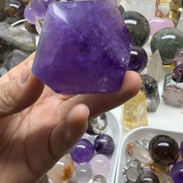 紫晶未镶嵌珠宝半成品