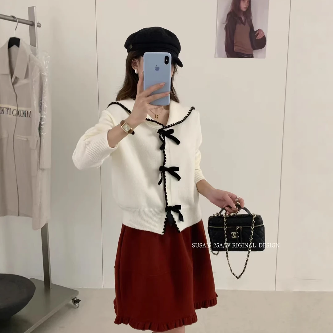 苏珊2025秋冬新品气质时尚显瘦温柔舒适小众海军领软糯毛衣2398S