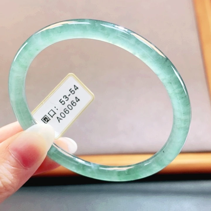 翡翠未镶嵌手镯翡翠手镯33