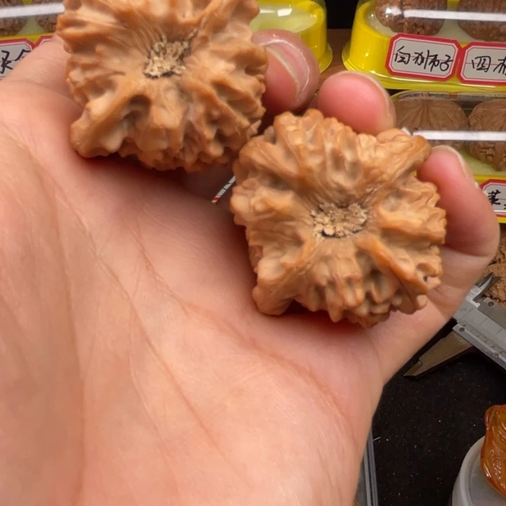 武***哥把件文玩核桃39龙门涧