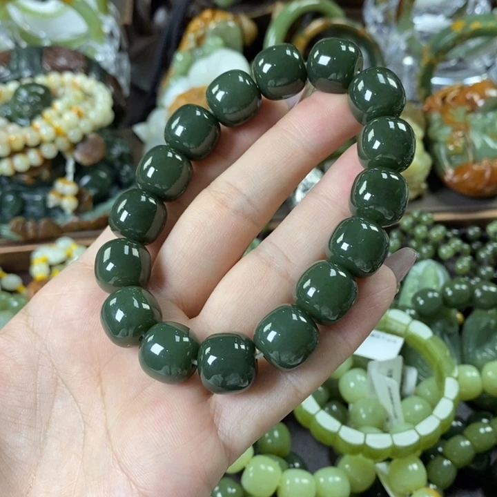 透闪石质玉手串未镶嵌?****?