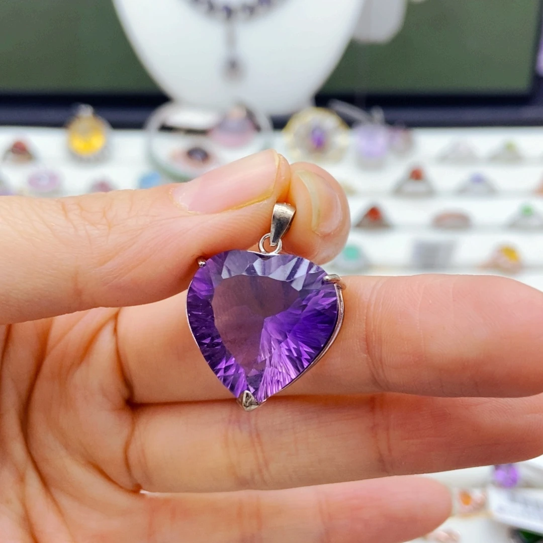 吊坠(赠链)银S925镶嵌紫晶l**b