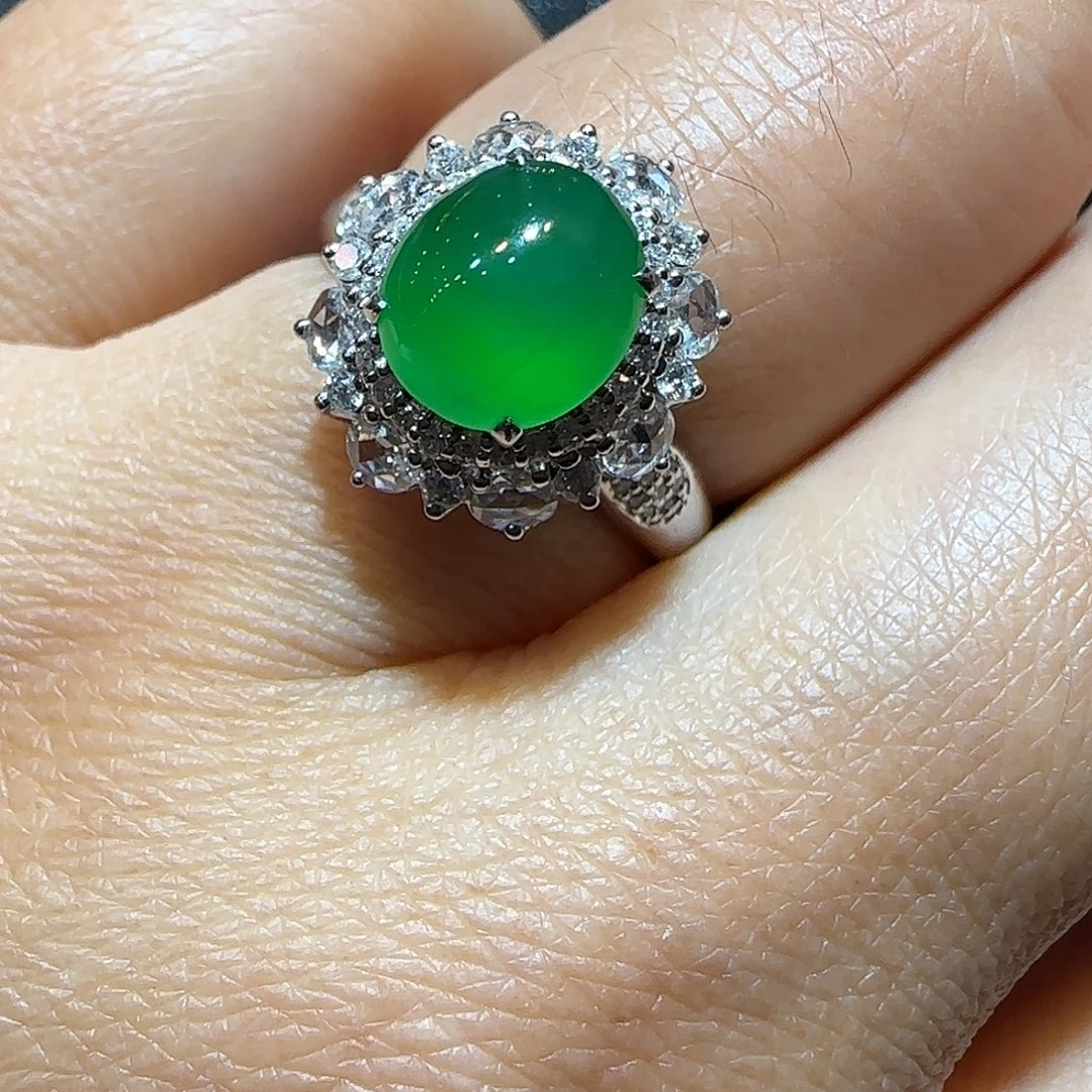 翡翠18K金镶嵌戒指戒指