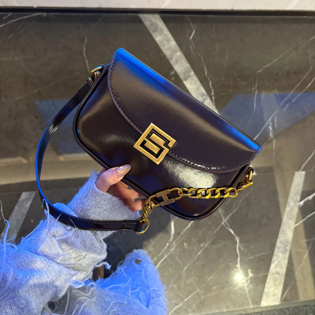 高级感小方包时尚百搭斜挎包复古港风单肩包2025新款韩版秋冬女包