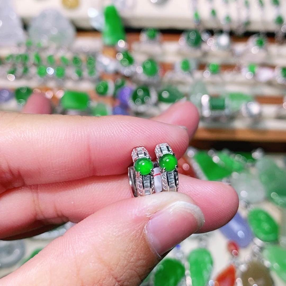 【闪购商品】未镶嵌挂件翡翠裸石