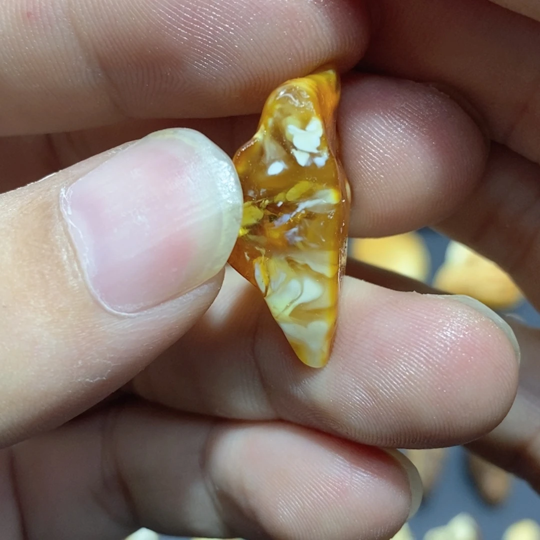 定制琥珀蜜蜡原石定制