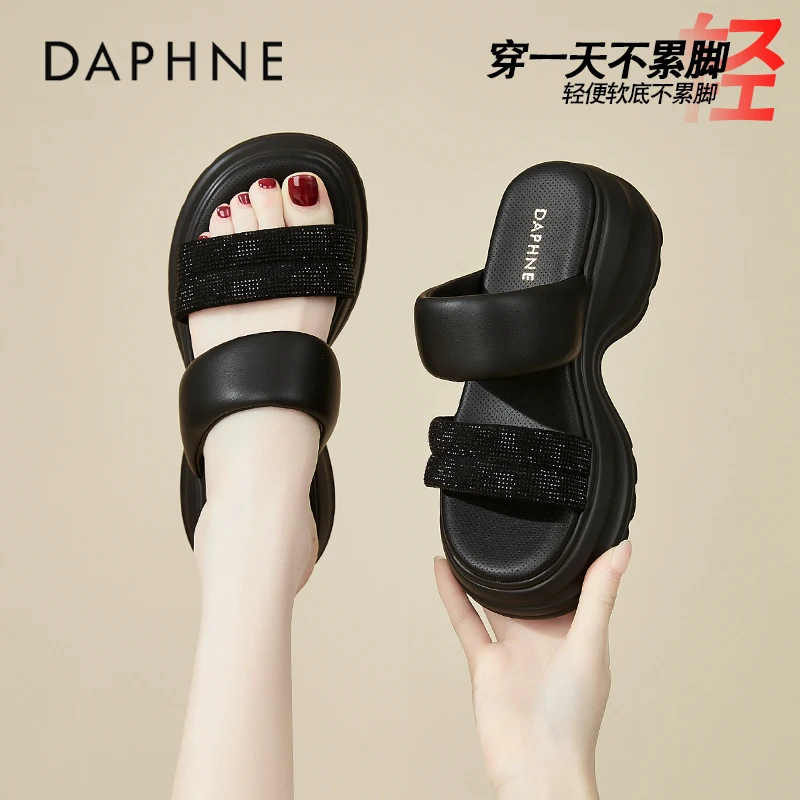 达芙妮厚底拖鞋女外穿夏季2025新款时尚增高松糕软底一字拖凉拖鞋