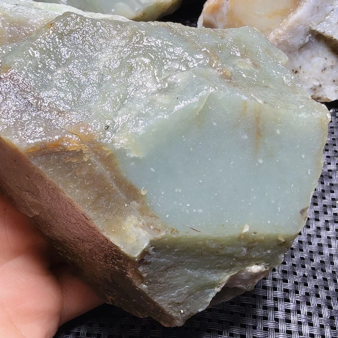 和田玉（糖玉）未镶嵌珠宝半成品