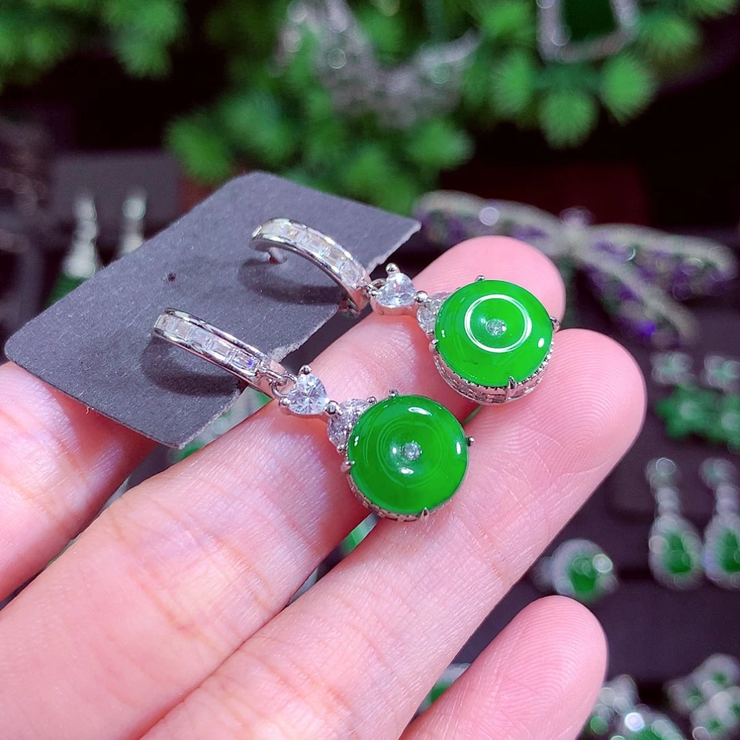 颈饰未镶嵌翡翠天然