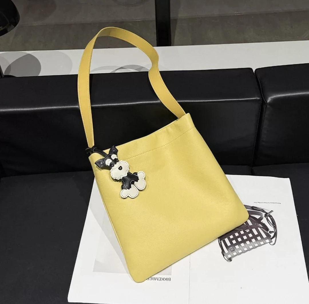 高定头层牛皮极简通勤手提腋下斜挎水桶托特包时尚简约潮流印花