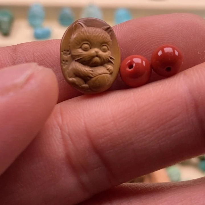 南红玛瑙珠宝半成品未镶嵌?**若