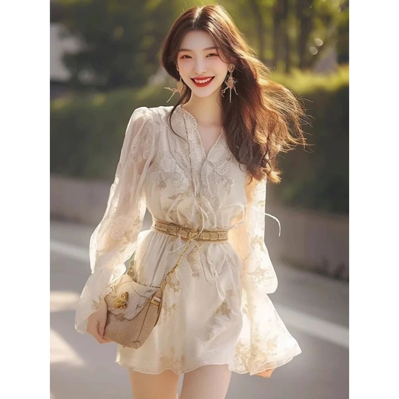 2025春季新款风情万种减龄小个子气质绝美白色长袖雪纺连衣裙子女