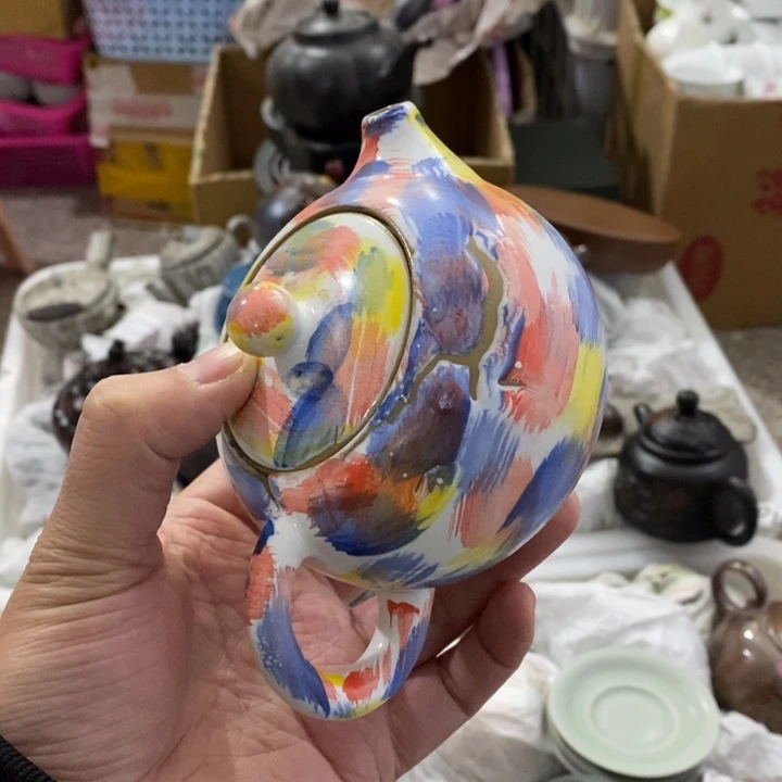 陶瓷艺术品及陶瓷壶