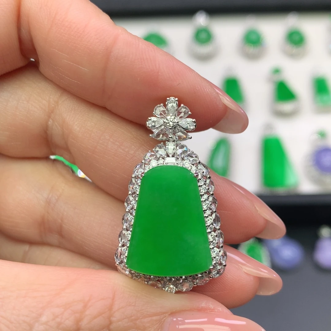 翡翠18K金镶嵌吊坠(不含链)