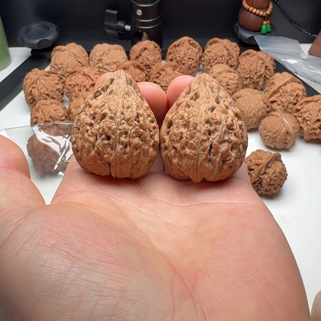 把件核桃34+正版坐佛